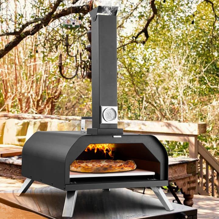 Outdoor Wood-Fired Pizza Oven