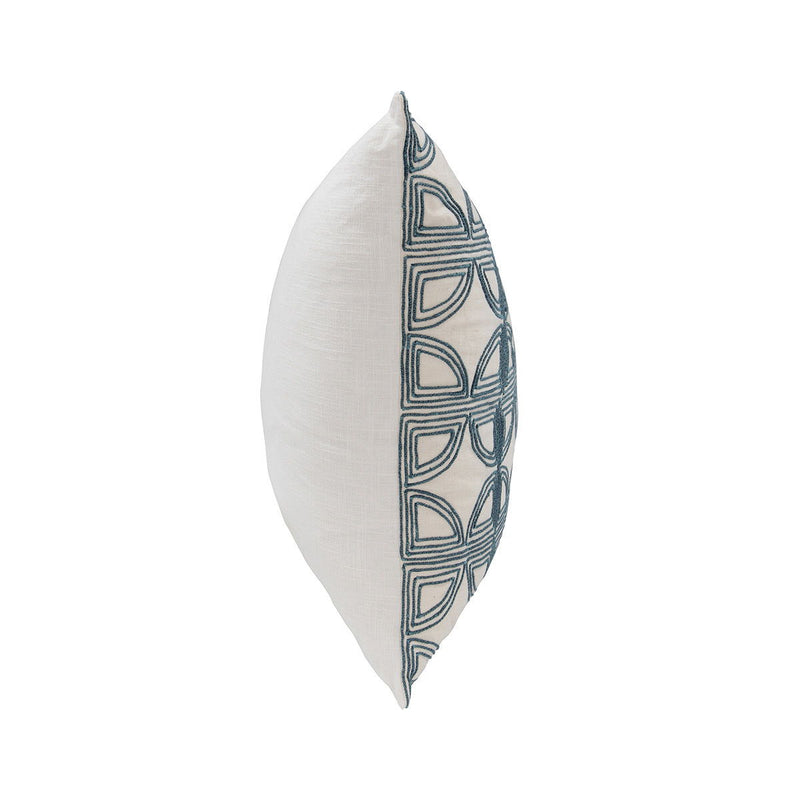 Elea - 22" x 22" Pillow