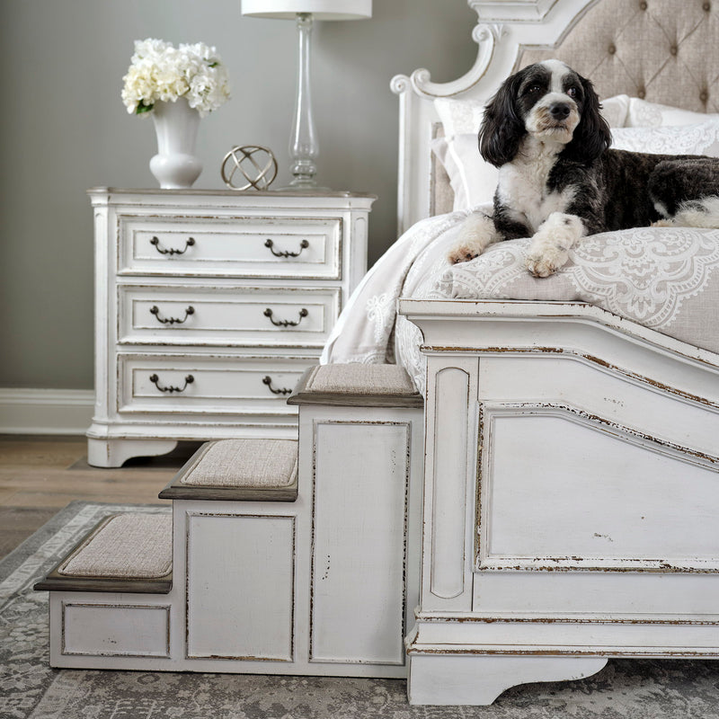 Magnolia Manor - Pet Steps - Antique White