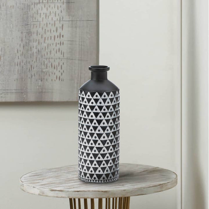 Black and White Mazara Vase