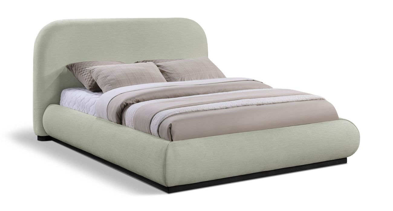 Vaughn - Chenille Bed With Black Base