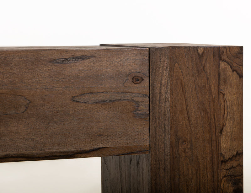 Latola - Console