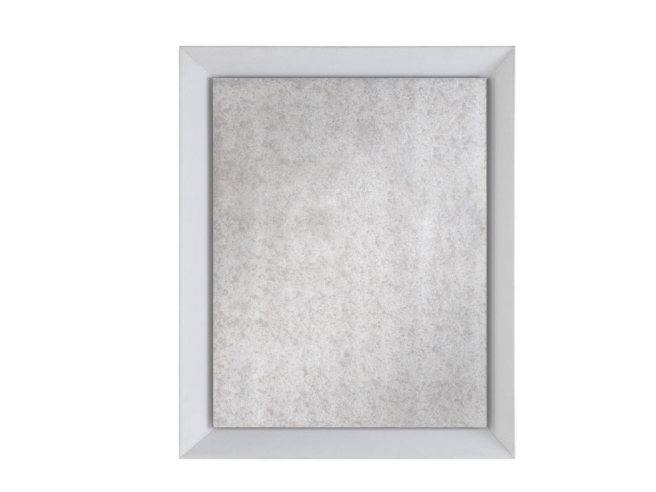 Erinn V x Universal - Valen Antiqued Mirror - Pearl Silver