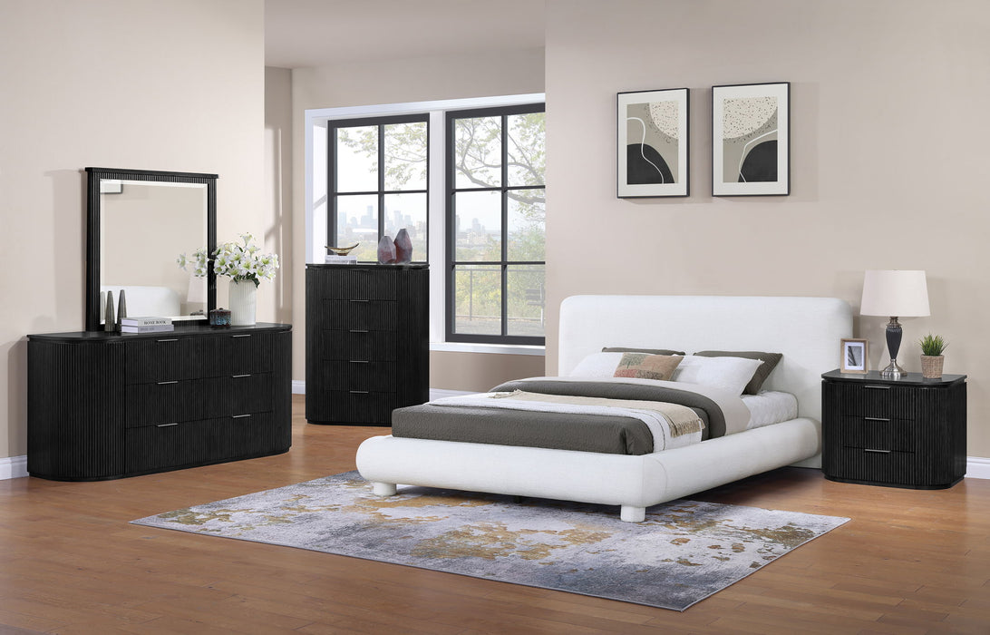 Astrid - Solid Wood And Oak Veneer Dresser