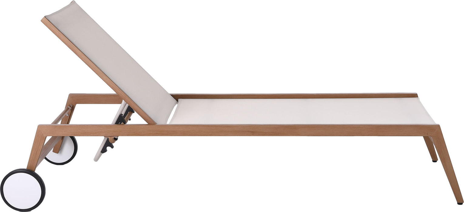 Maui - Water Resistant Outdoor Patio Lounger