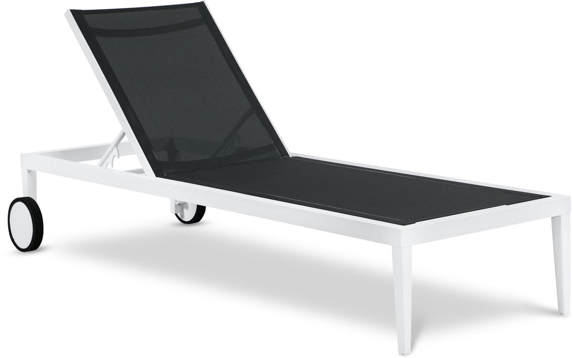 Nizuc - Outdoor Patio Chaise Lounge Chair