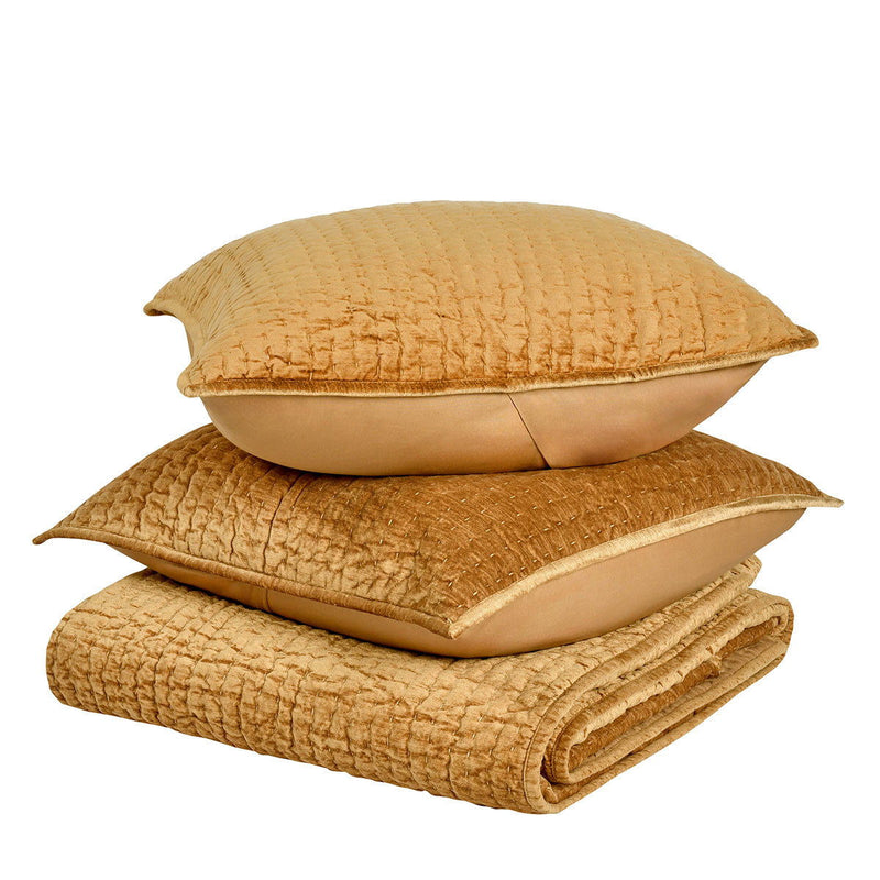 Bari - Velvet Quilt Set
