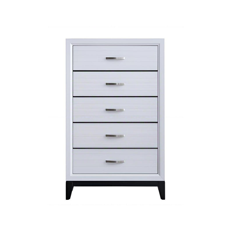 Glasgow - Chest With Ample Storage