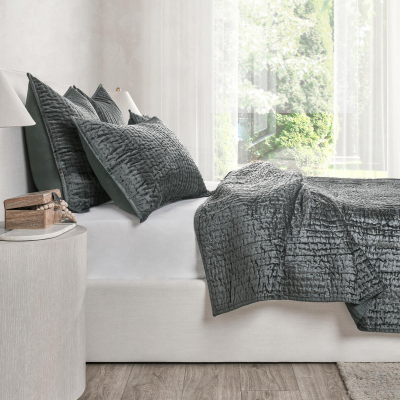 Bari - Velvet Sham