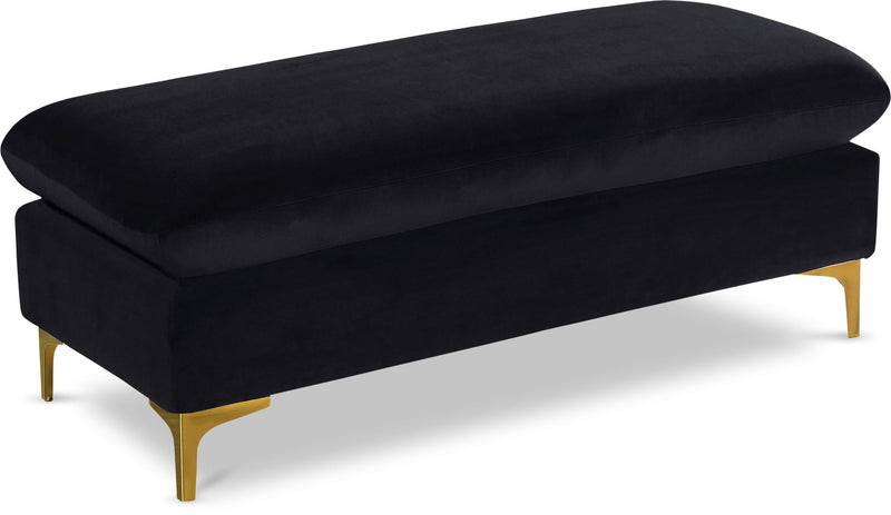 Naomi - Ottoman