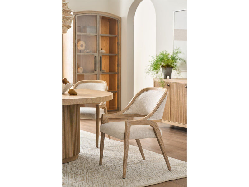 Avaline - Carmen Round Table
